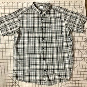 Columbia Men’s Large Short Sleeve Grey Button Down Shirt